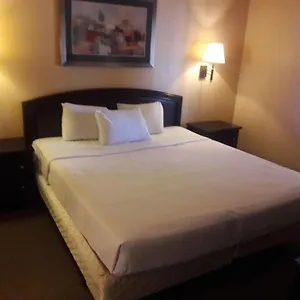 Emerald Convention Center Hotel